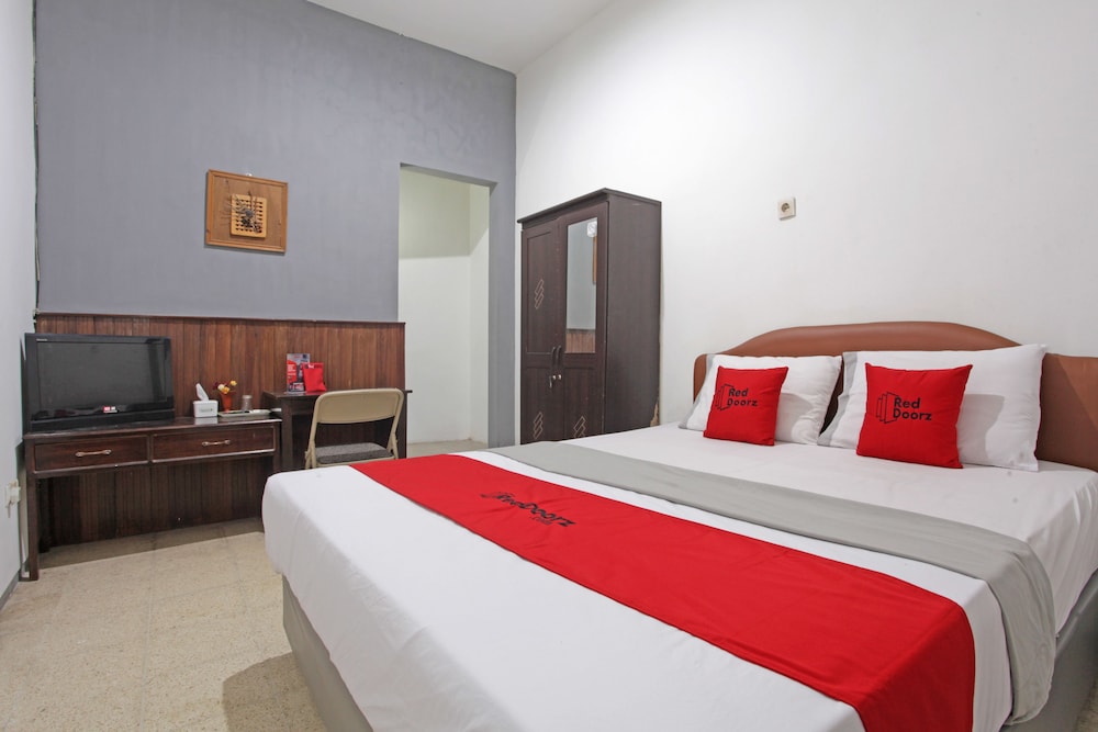 Reddoorz @ Soekarno Hatta 2 12/26