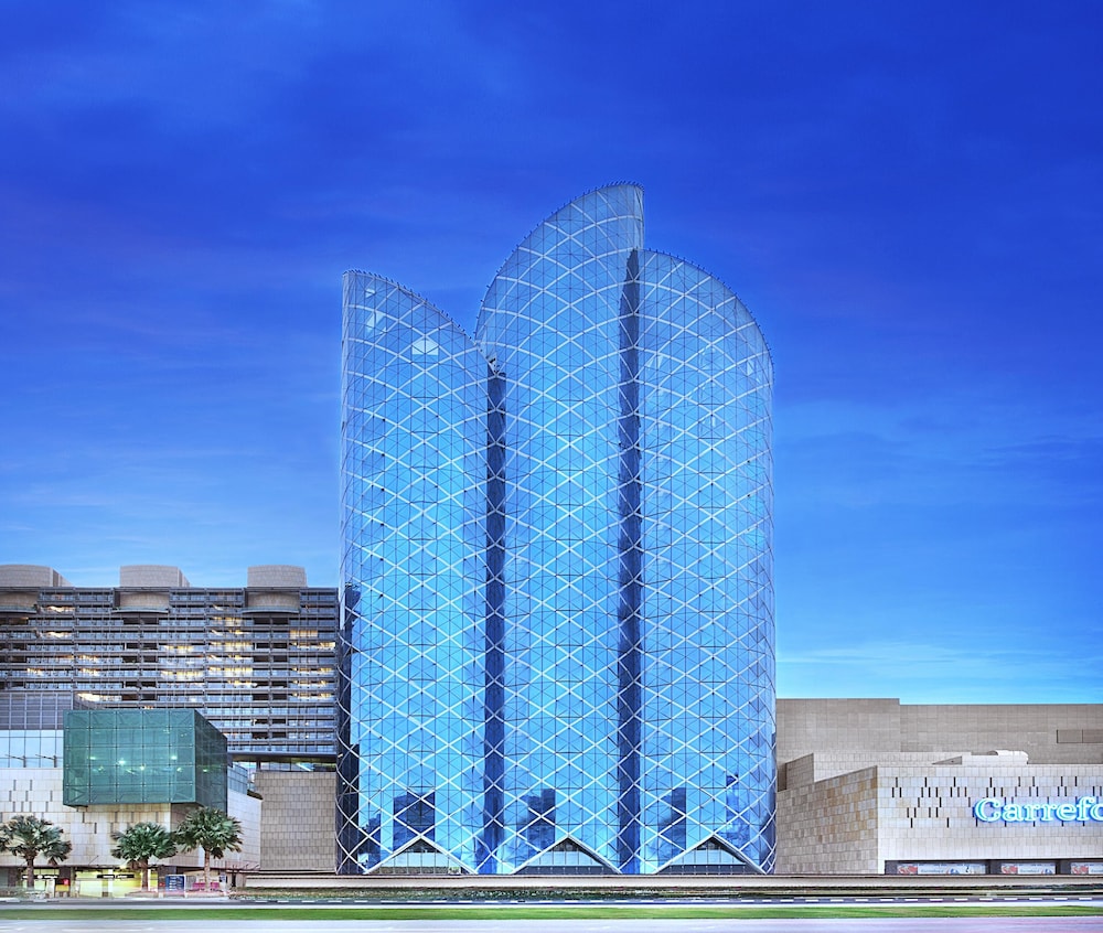 City Seasons Towers Hotel in DUBAI