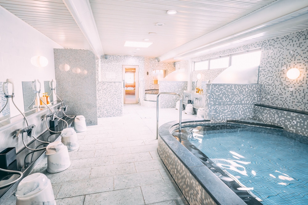 Ave Tennoji Hotel 37/62