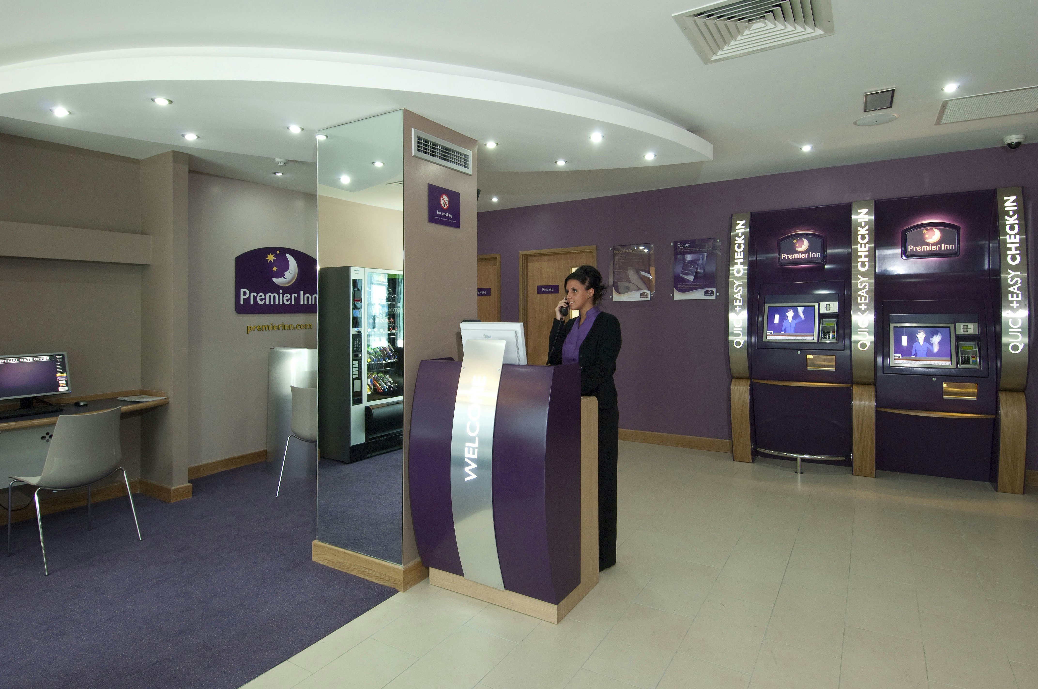 Premier Inn Barnsley Central M1 J37 26/39