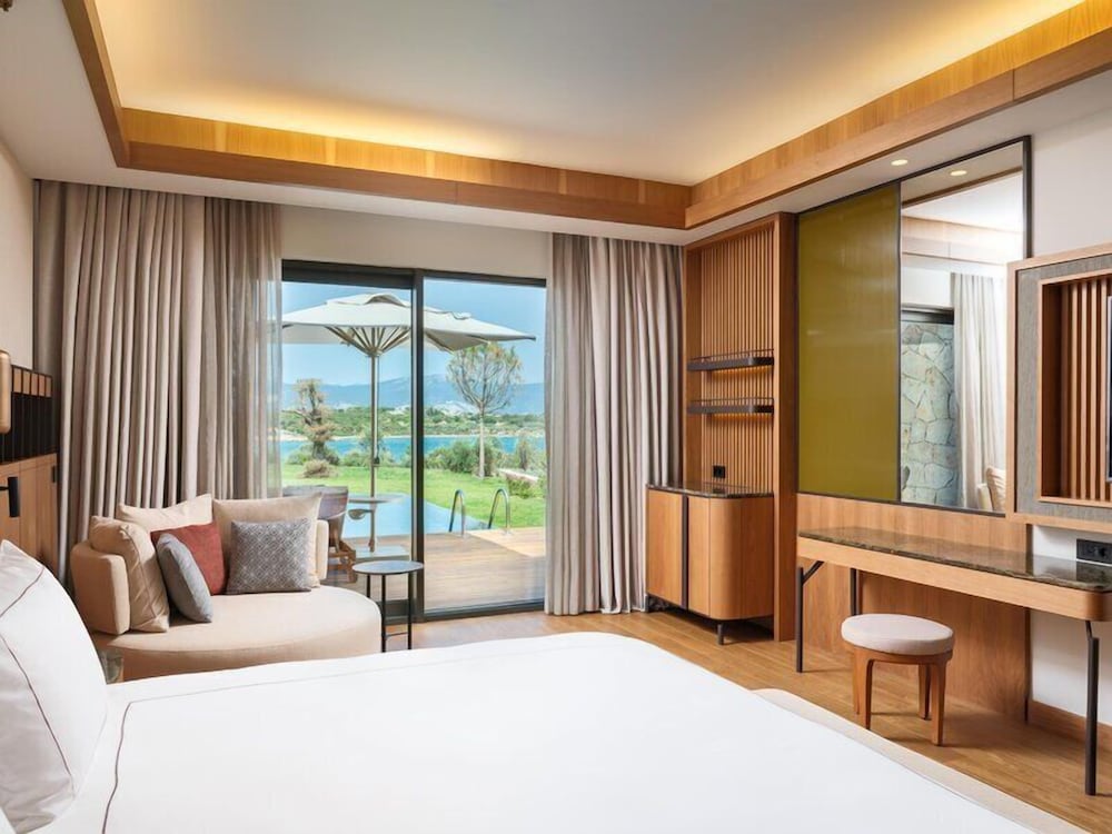 1 Bedroom, Bayou, Villa, King Bed, Sea View, Sofa