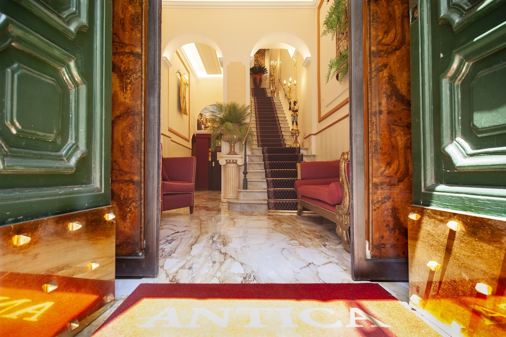 Lobby at Residenza Antica Roma Hotel, ROME