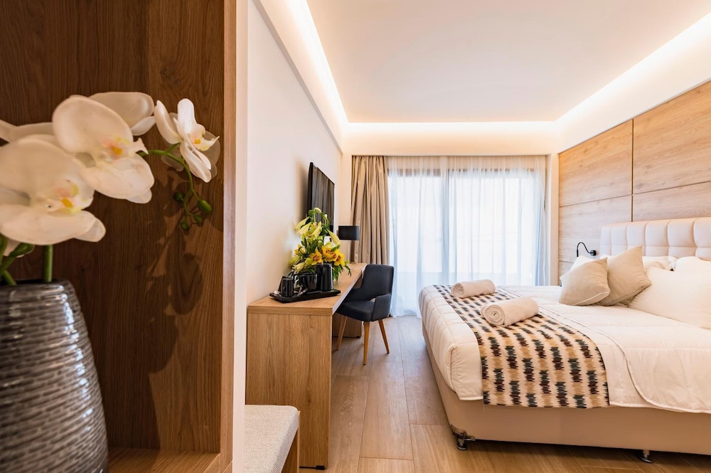 Acandia Hotel 13/63