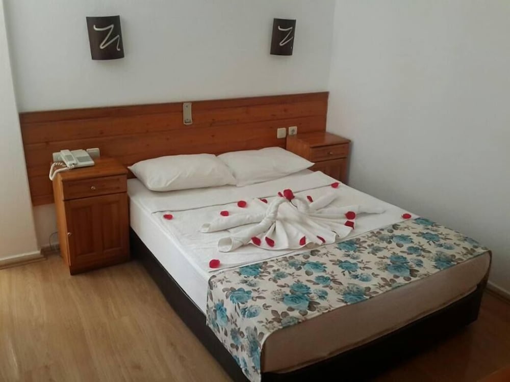 Chronos Beach Hotel 13/50