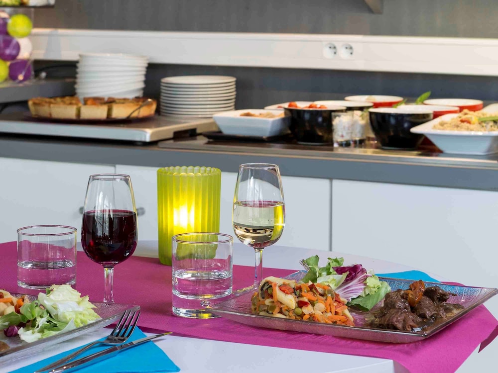 ibis Styles Blois Centre Gare 52/68