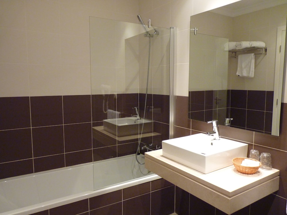 Hotel Museu 64/67