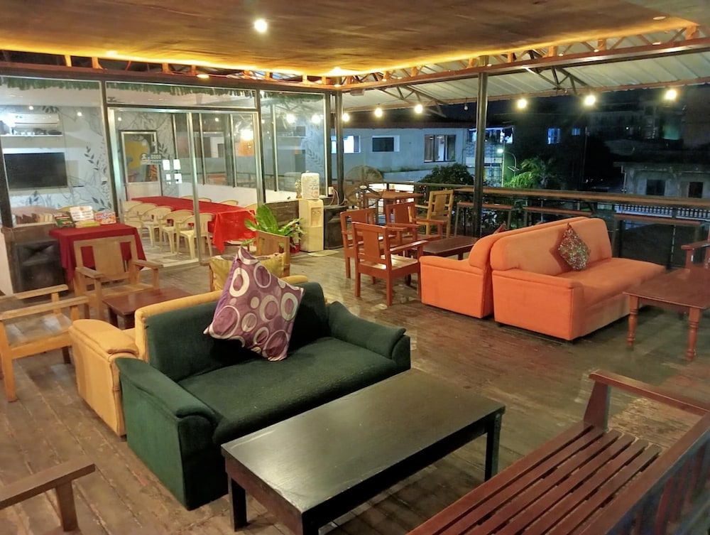 Antonios Pension House 41/50