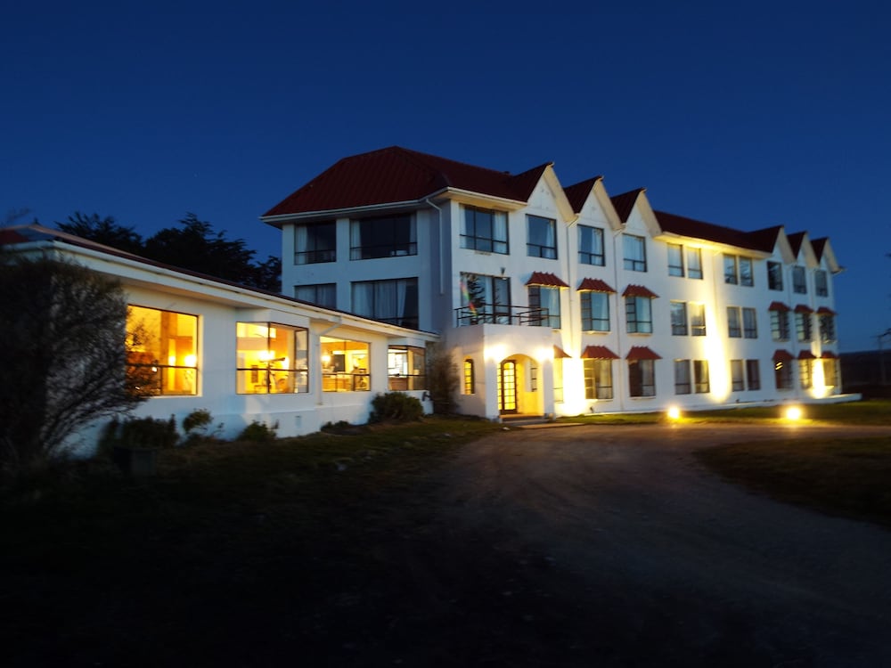 HOTEL HD NATALES 4/68