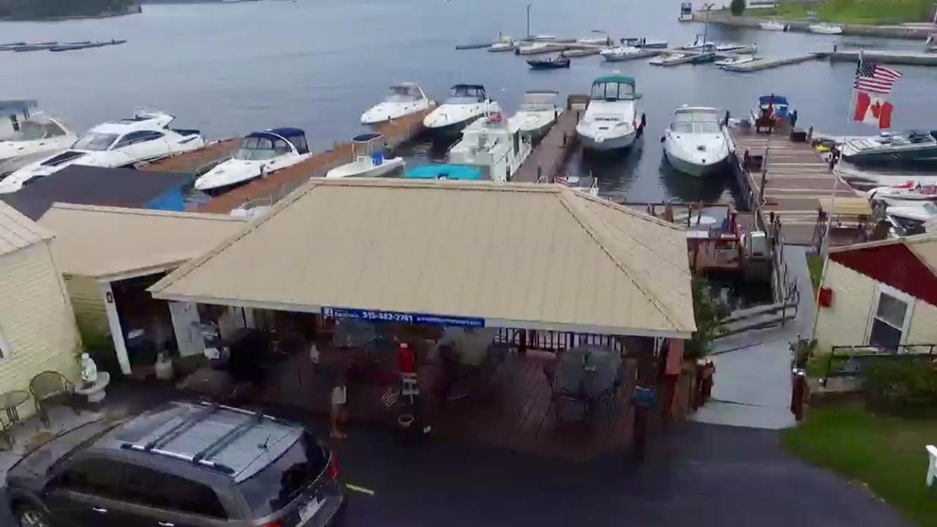 Hills Motel & Marina 45/50
