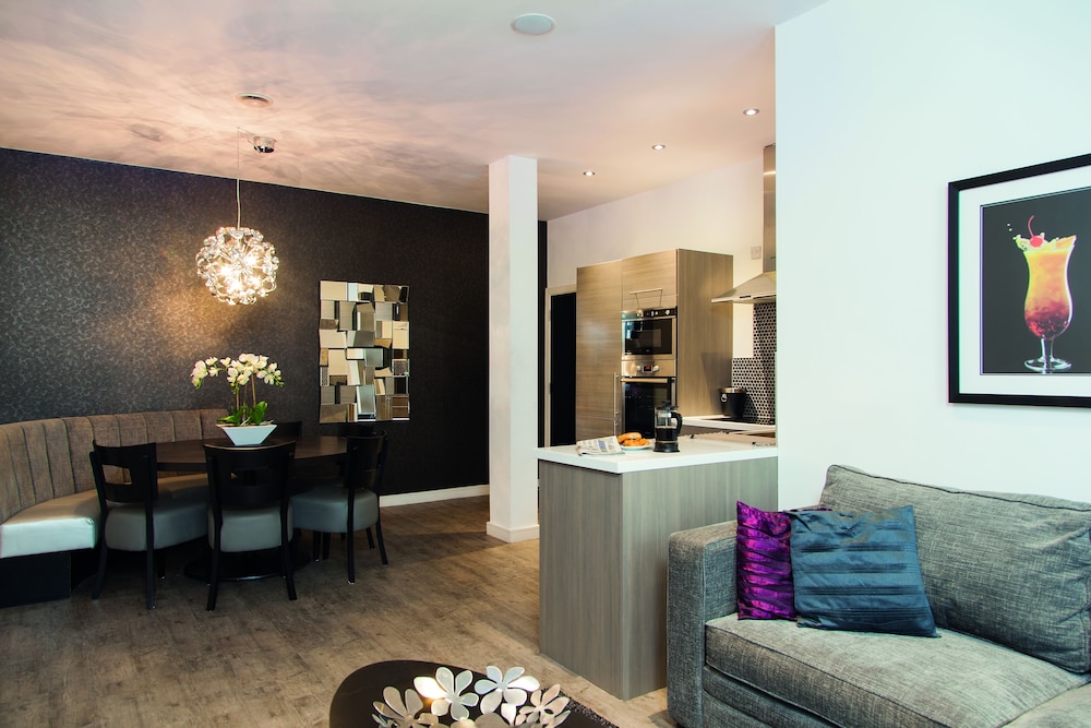 Epic Apart Hotel - Seel Street 6/64