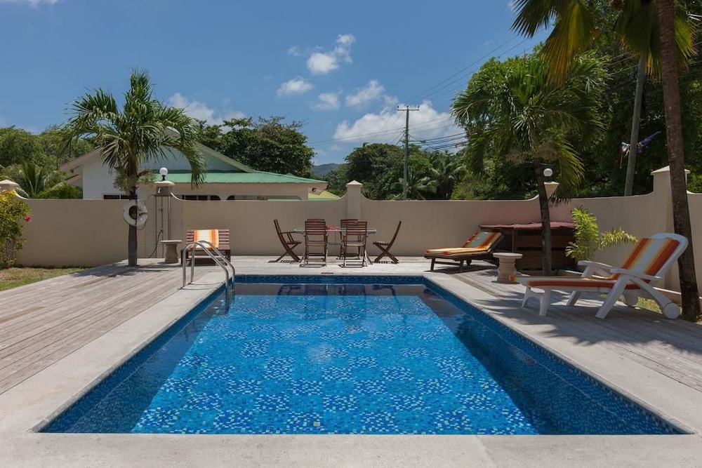 Villa Confort 16/19