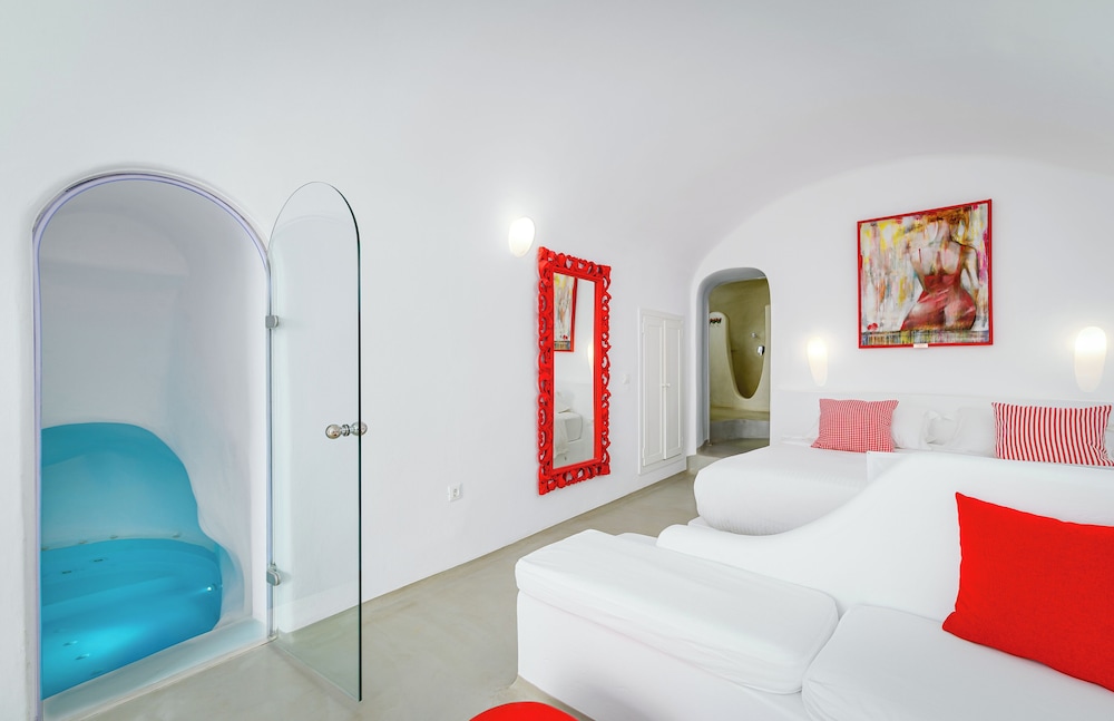 Trieris Villas And Suites 14/50