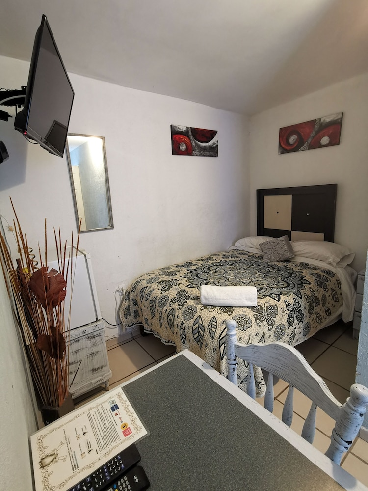 Suites Ejecutivas KenZi 50/67