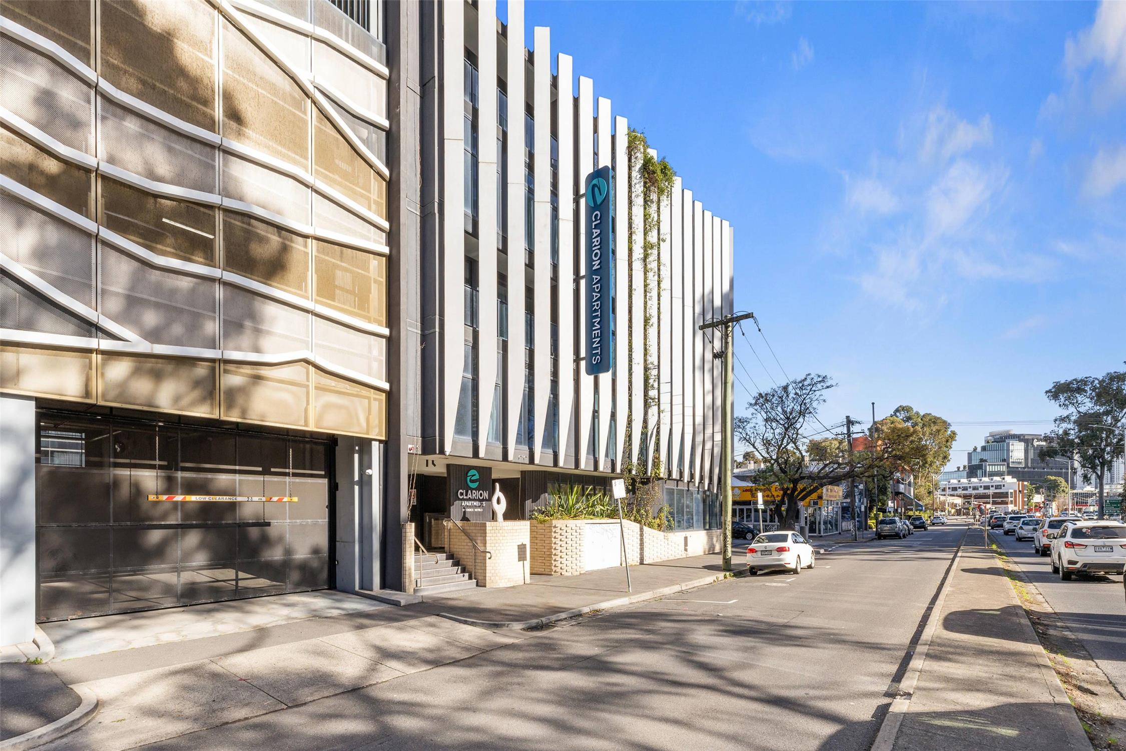 Clarion Apartments South Melbourne 10/15