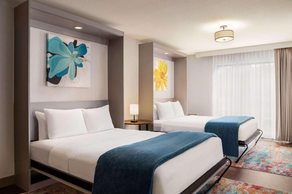 Upgrade, Suite, 2 Queen Beds