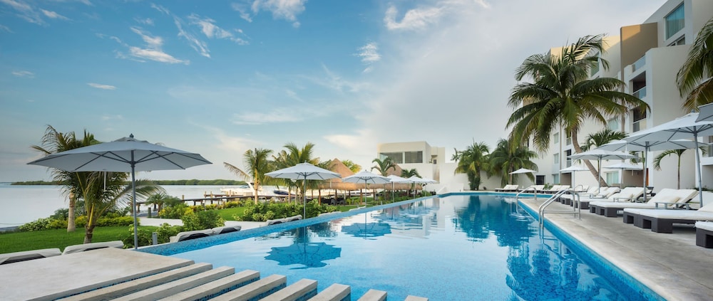 Real Inn Cancun 31/34