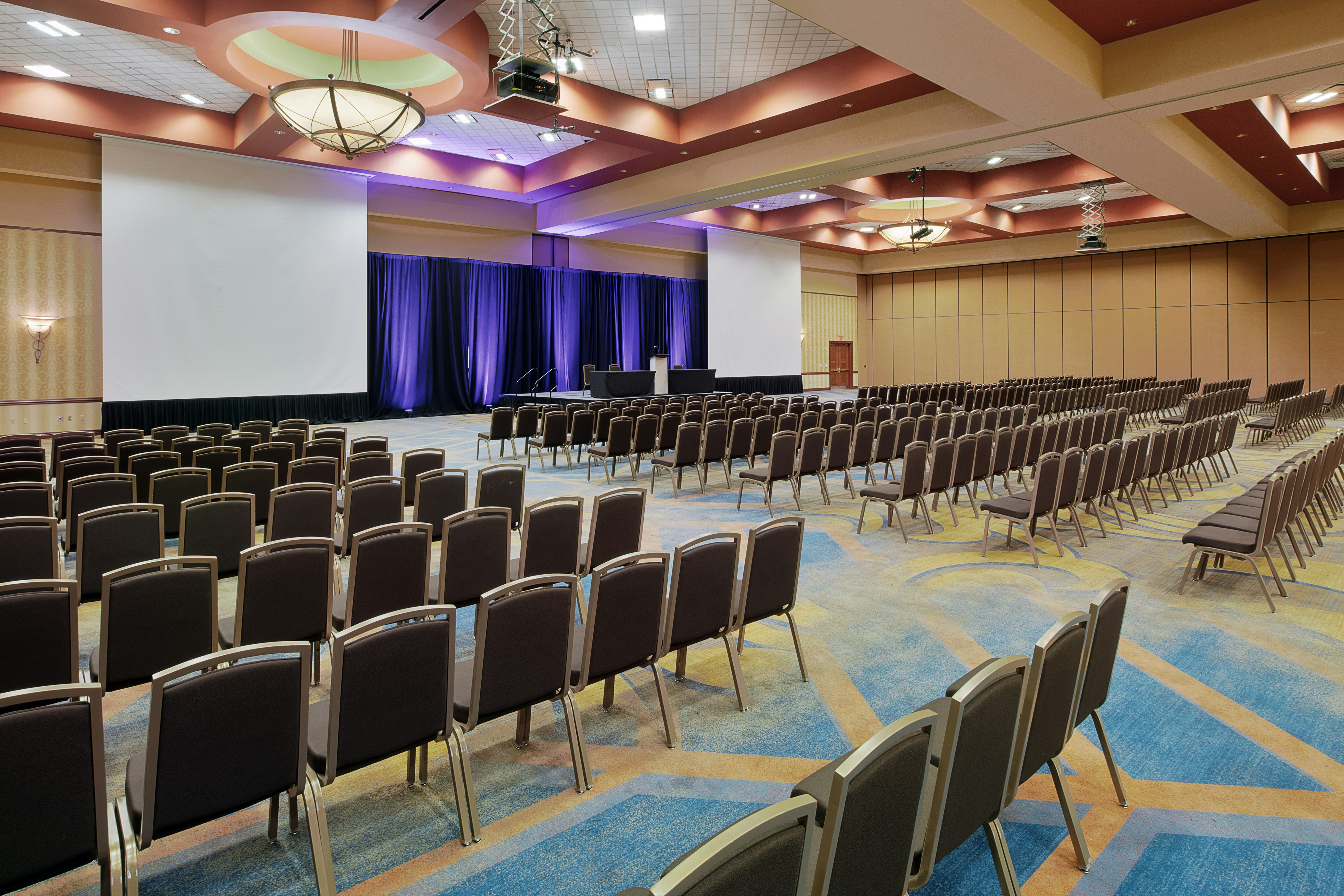 Embassy Suites by Hilton Nashville SE Murfreesboro 58/69