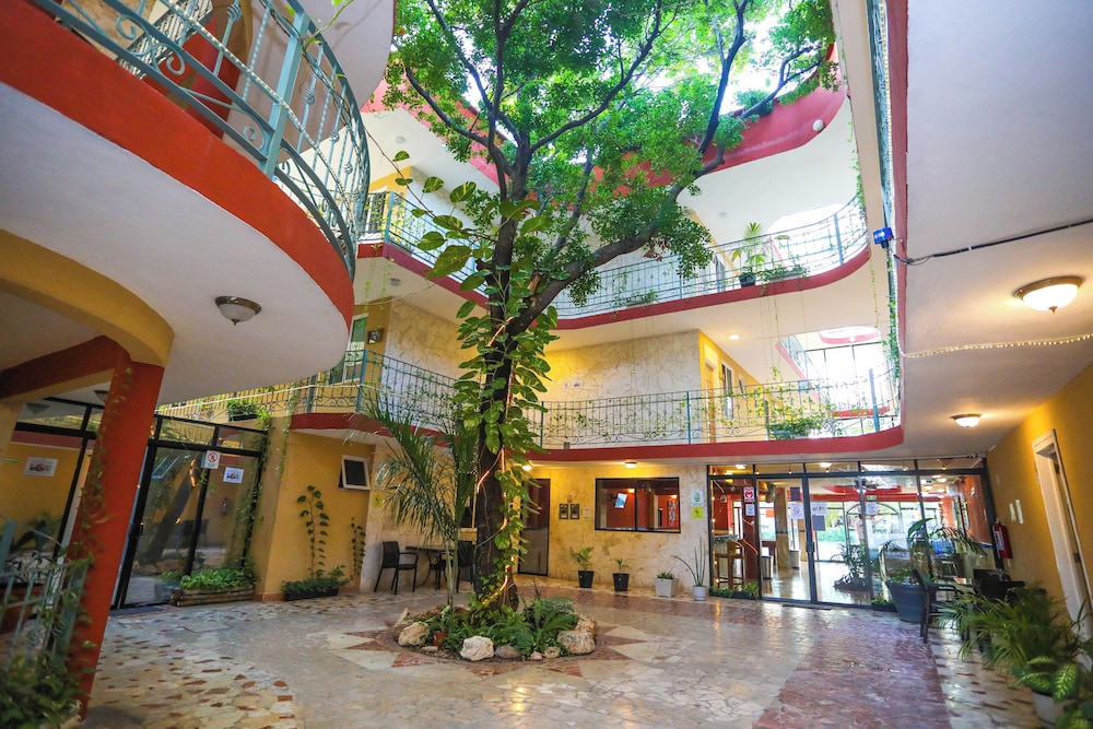 Hotel Santa Maria 10/50