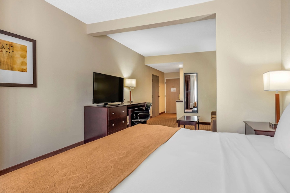 SureStay by Best Western Marion 8/39