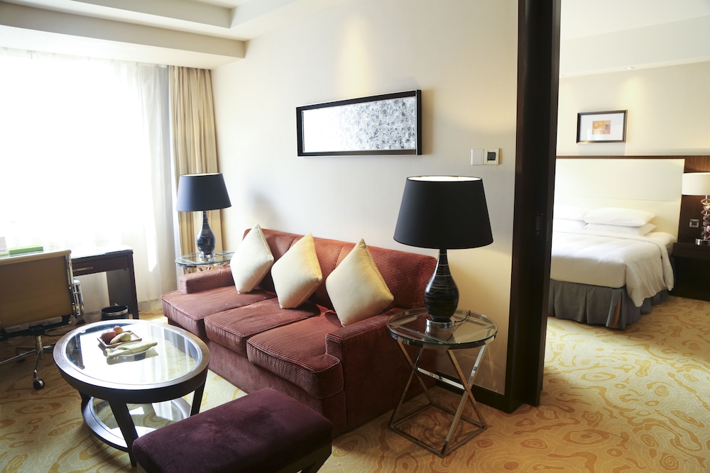 Courtyard By Marriott Xujiahui 39/56