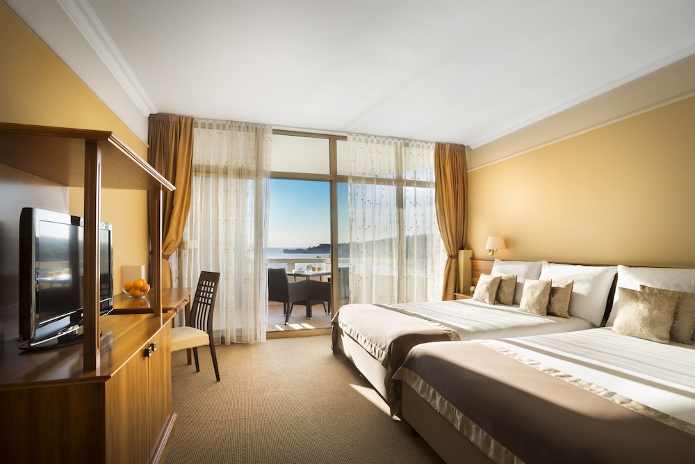 Remisens Hotel Metropol 12/50