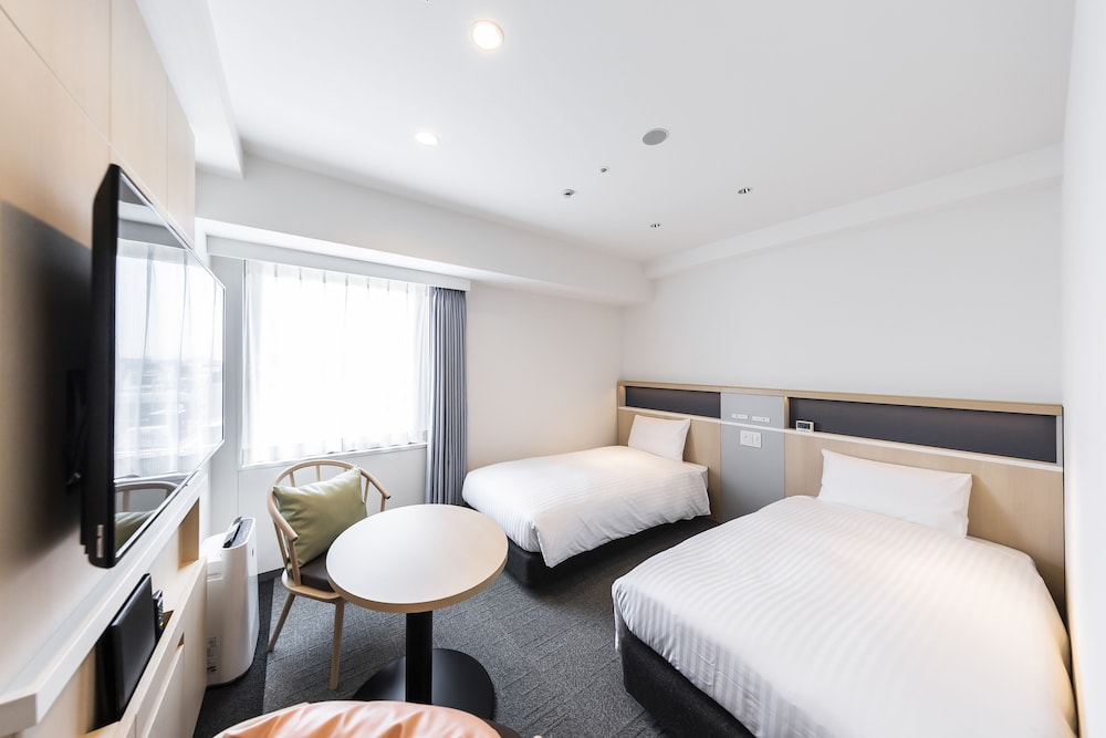 BASIC, TWIN BEDS