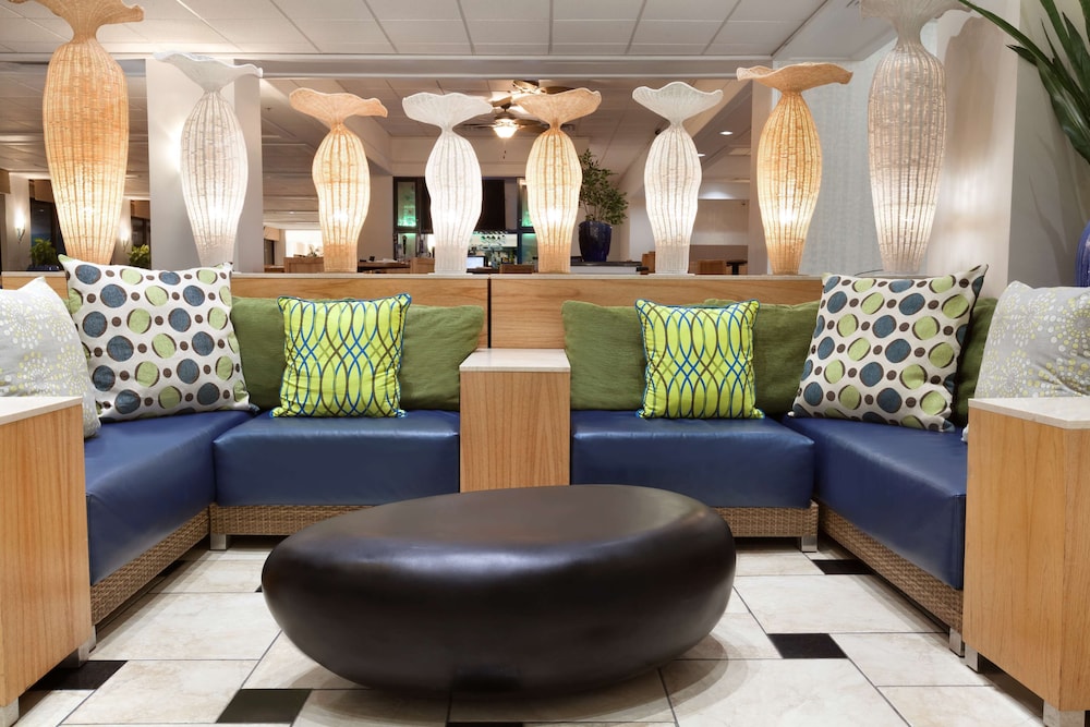 DoubleTree by Hilton Corpus Christi Beachfront 24/41