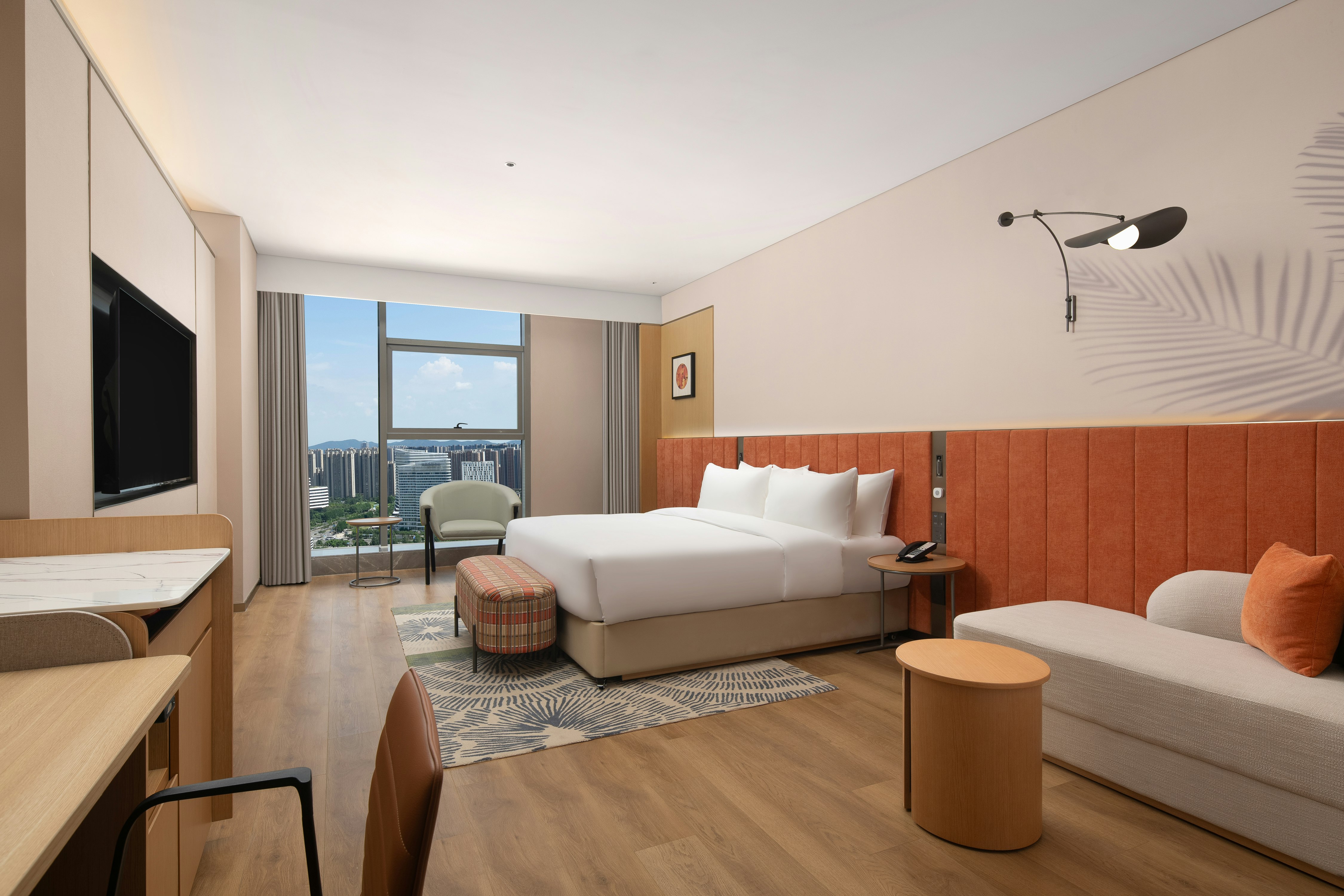 ROOM, KING BED, ACCESSIBLE