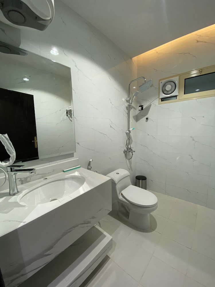 قمم بارك 4(Qimam Park Hotel 4) 46/54