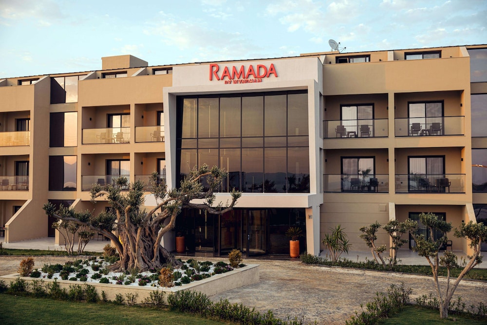 Ramada by Wyndham Cesme 6/67