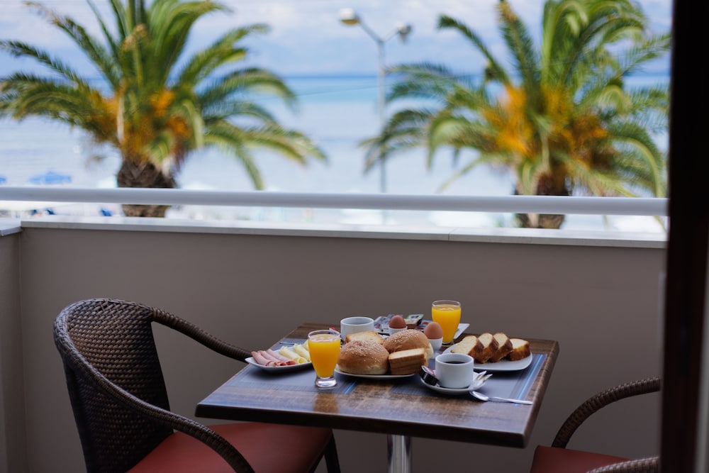 Aphrodite Beach Hotel Corfu 34/49