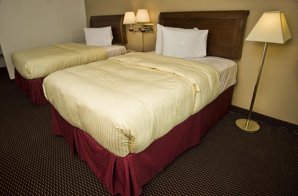 Express Inn Suites 9/29