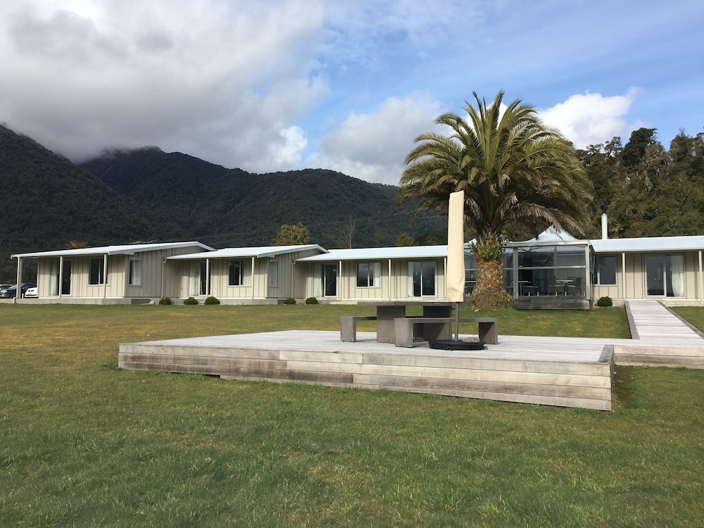 Franz Josef Oasis 45/54