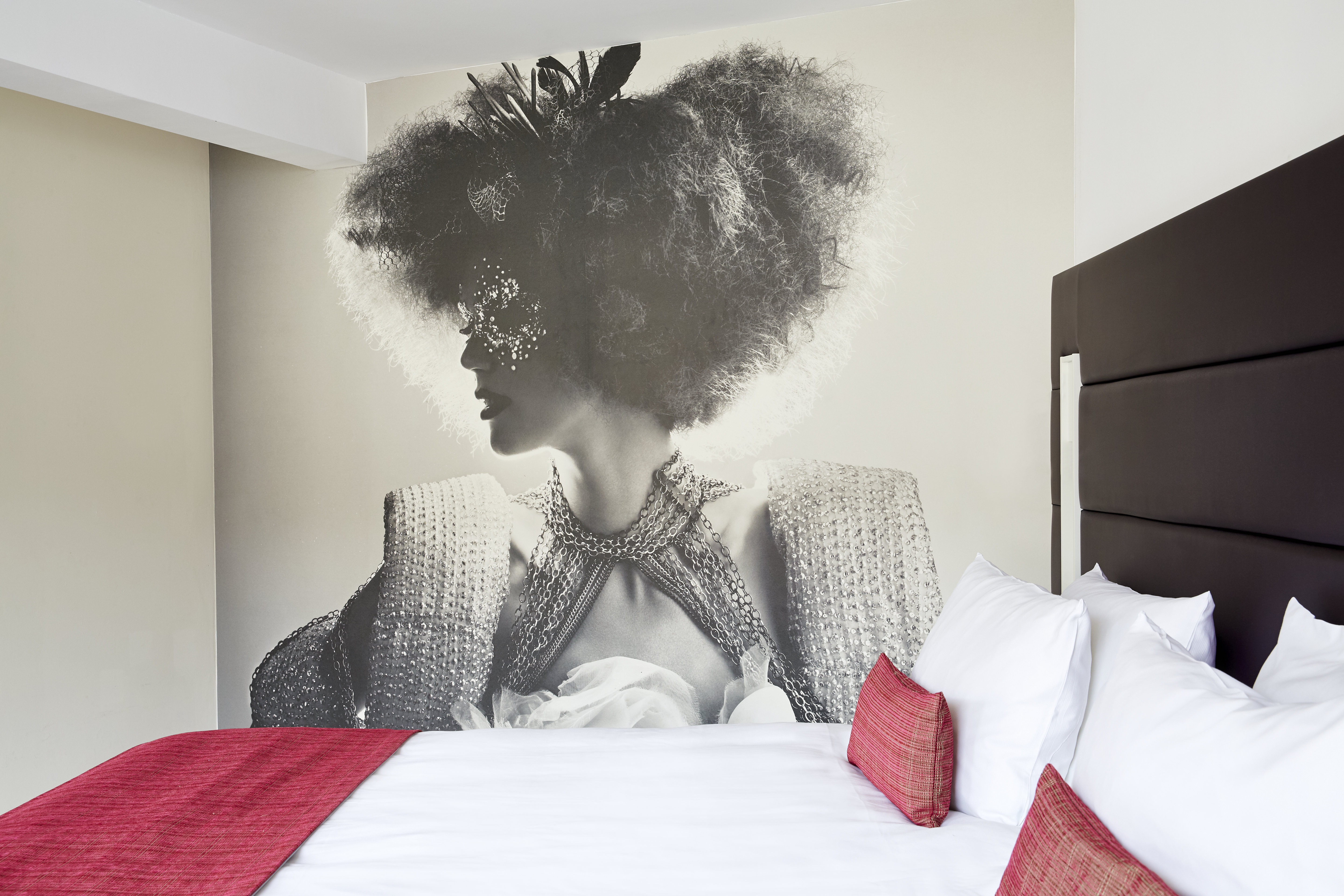 Premium, King Bed, City View