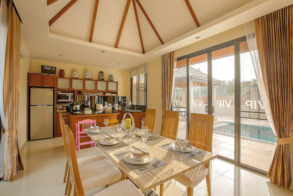 Rawai Vip Villas Kids Park And Spa 71/87