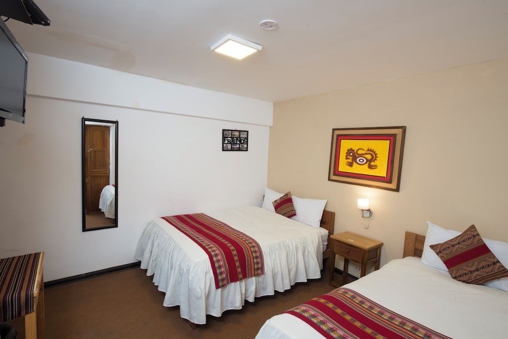 Standard, Triple, 1 Double and 1 Single Bed