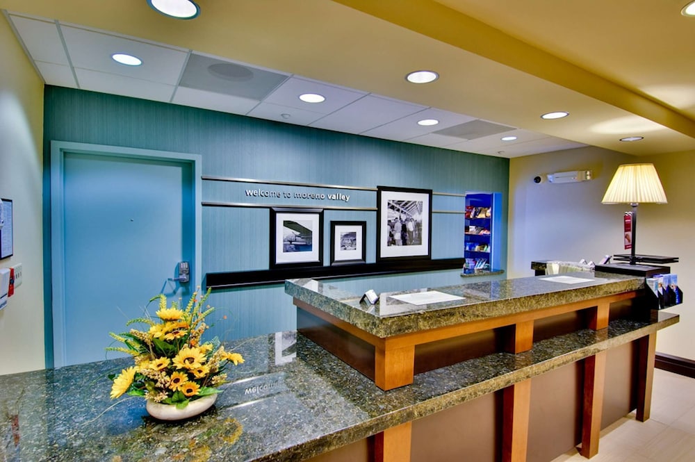 Hampton Inn And Suites Moreno Valley 49/63