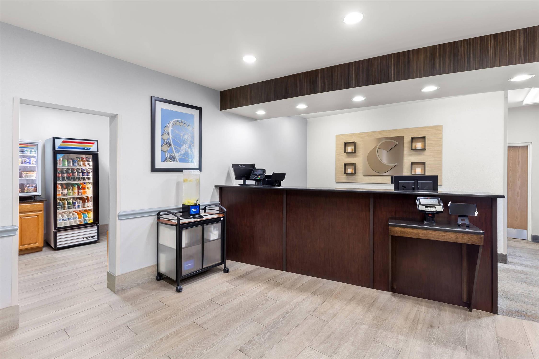 Comfort Suites Near Universal Orlando Resort 6/26