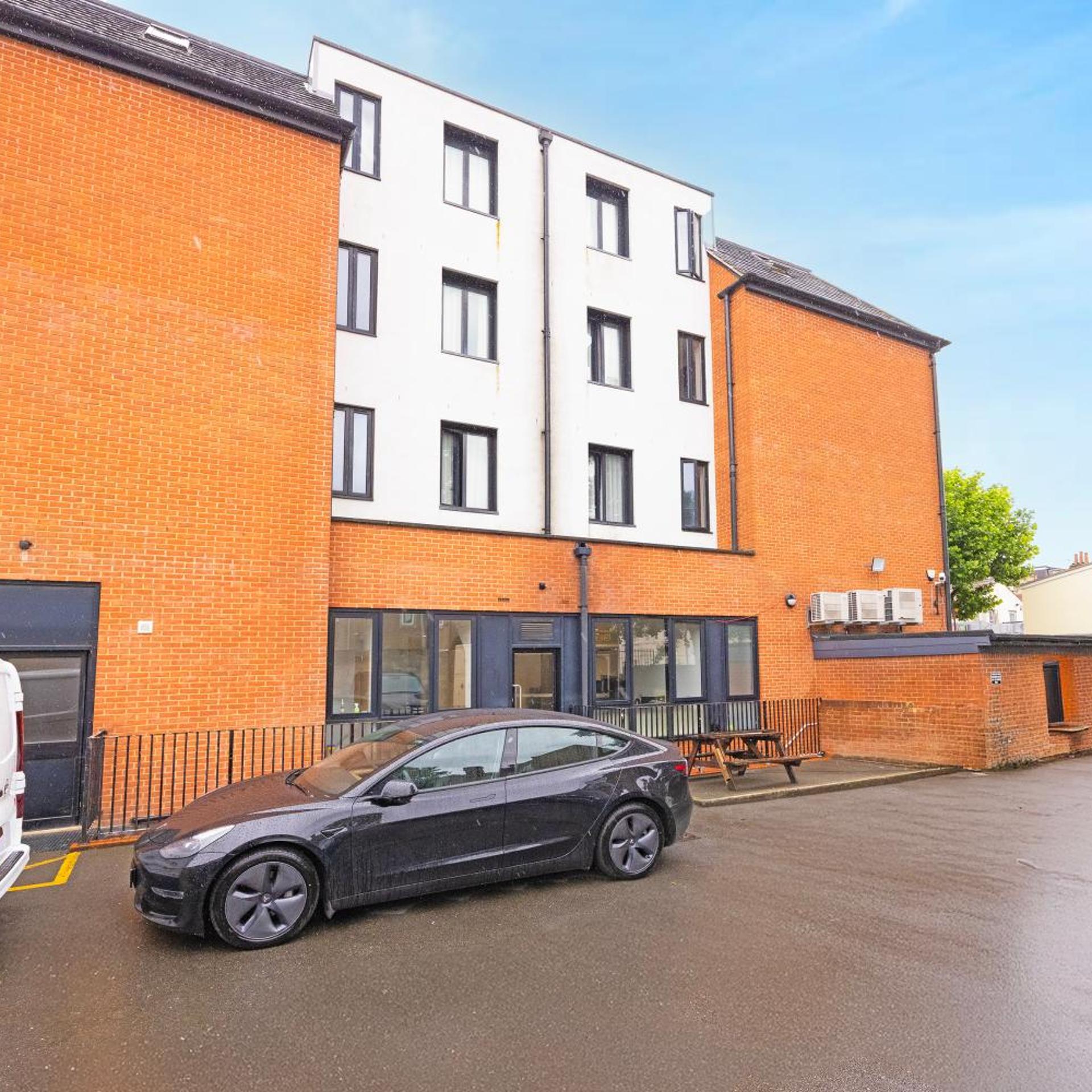 OYO The Manor Park Hotel 47/55