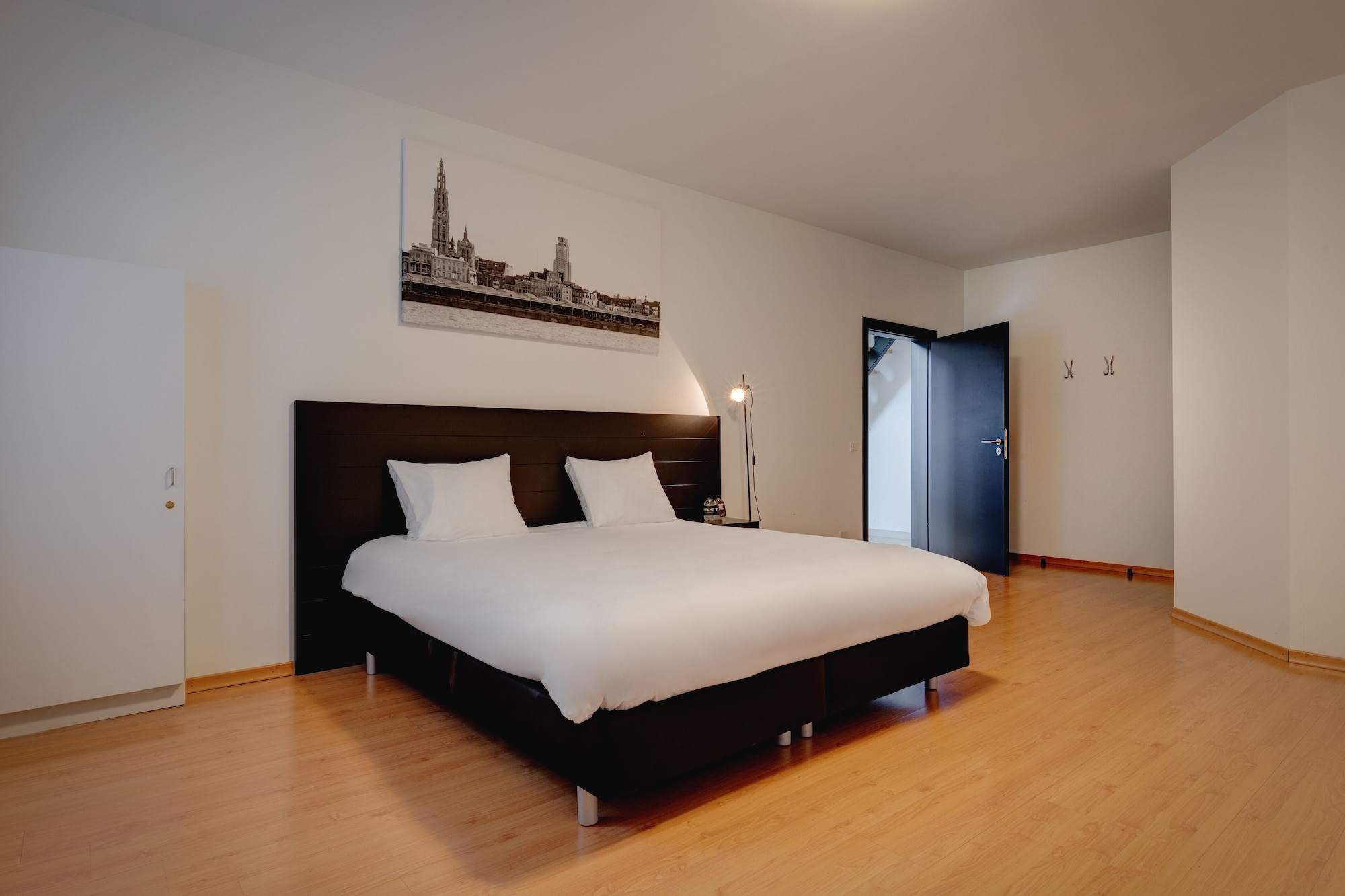 APARTMENT, PRIVATE GARDEN, TERRACE
