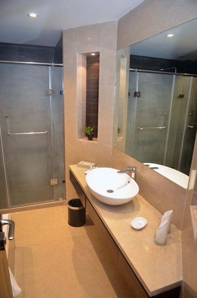 Lagoona Resort 33/78