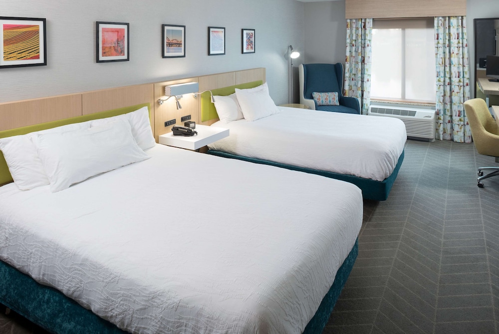Evolution, 2 Queen Beds