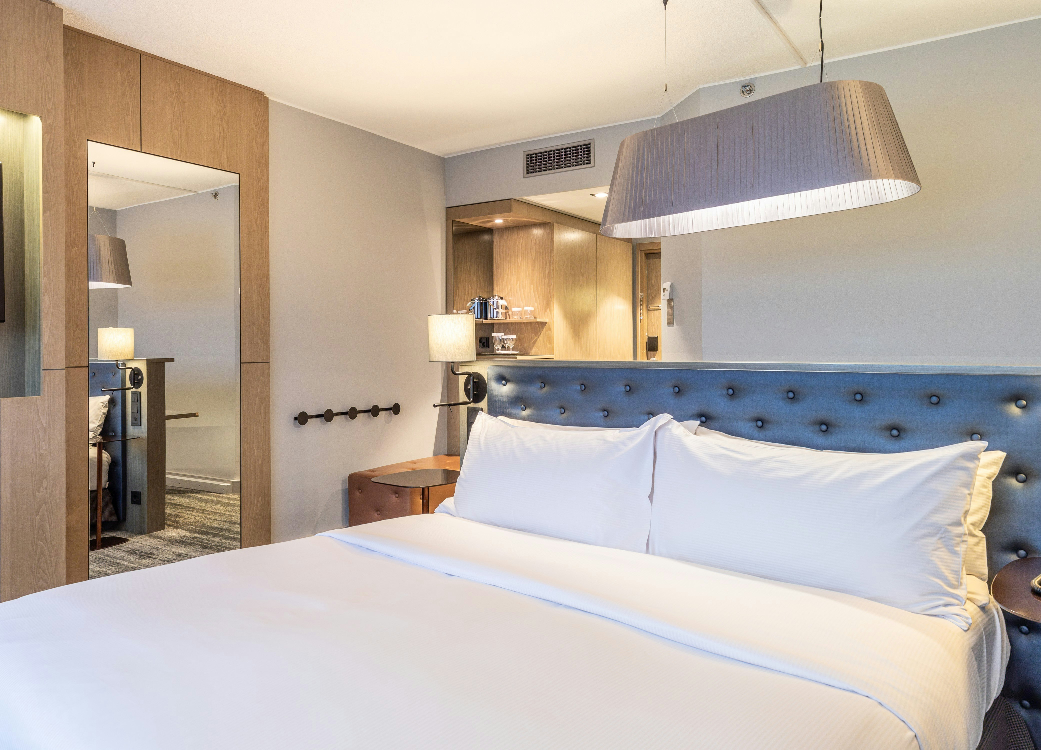 EXECUTIVE, KING BED, SEA VIEW