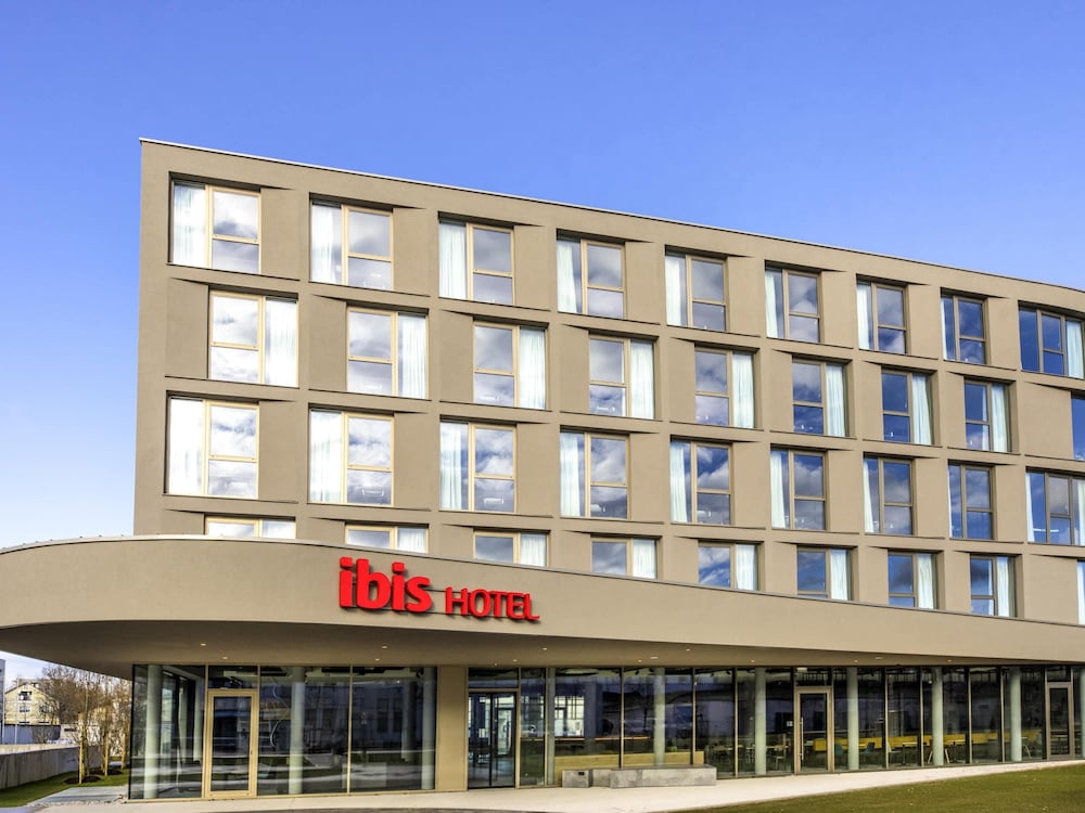 ibis Wels 1/43