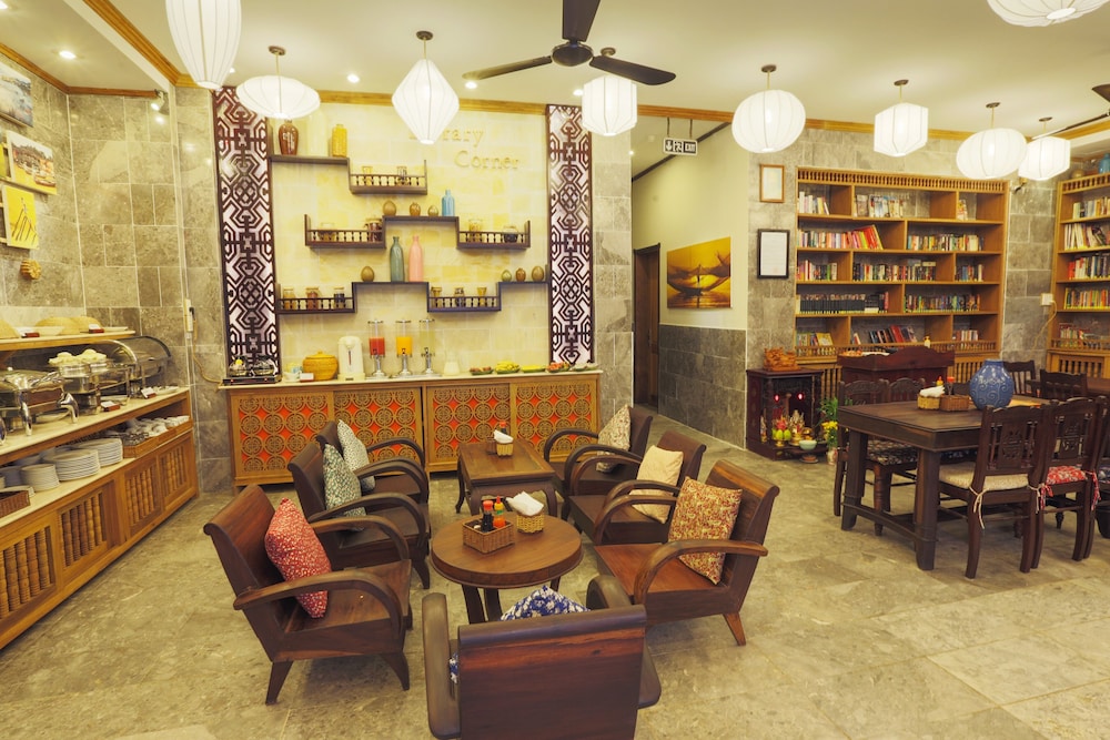 Vinh Hung Library Hotel 54/63