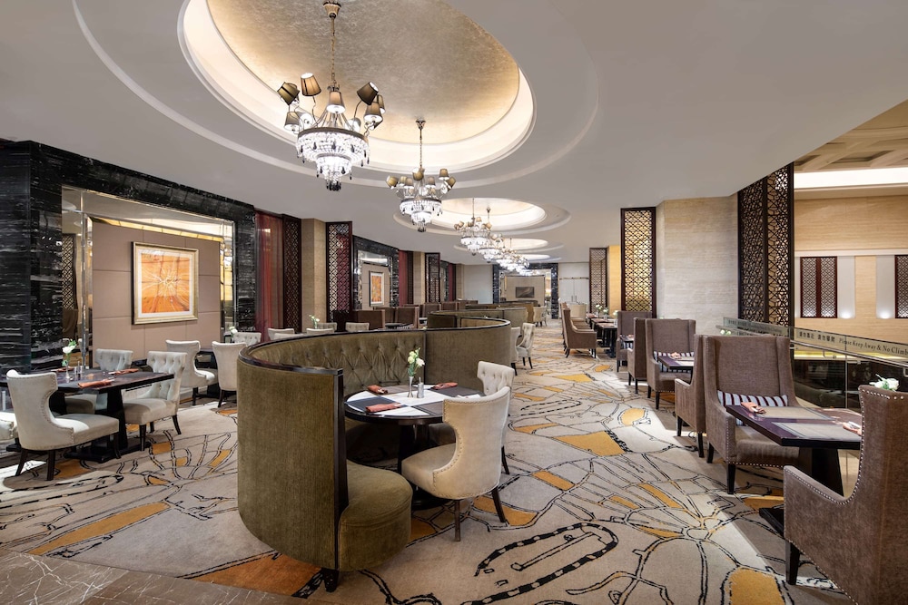 Wyndham Xinyang Downtown 44/59