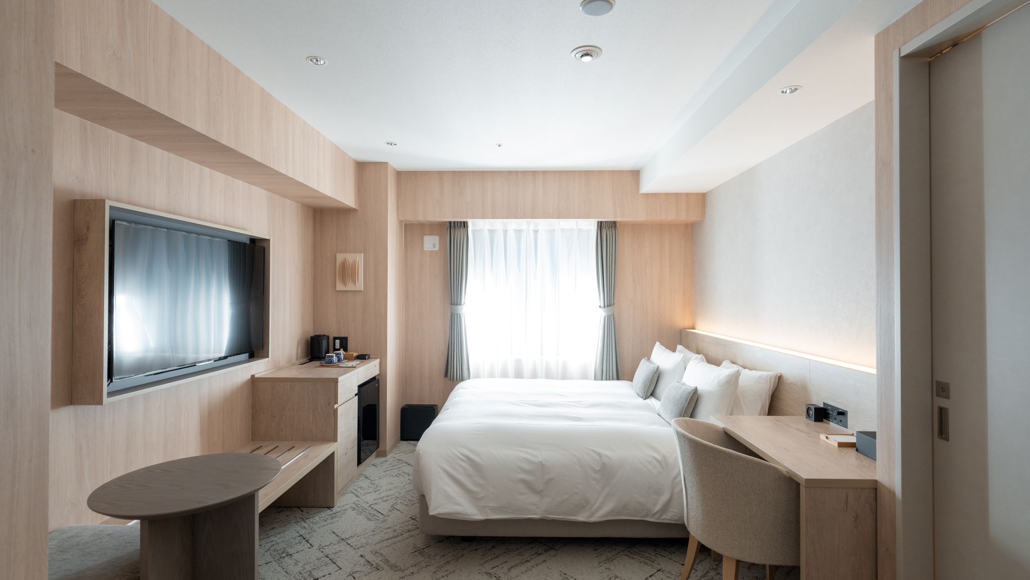 Universal, Double Bed