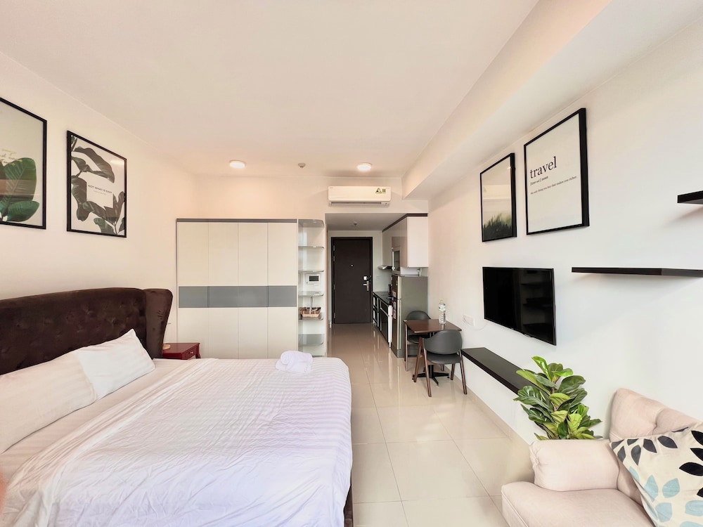 Spacious Saigon 20/50