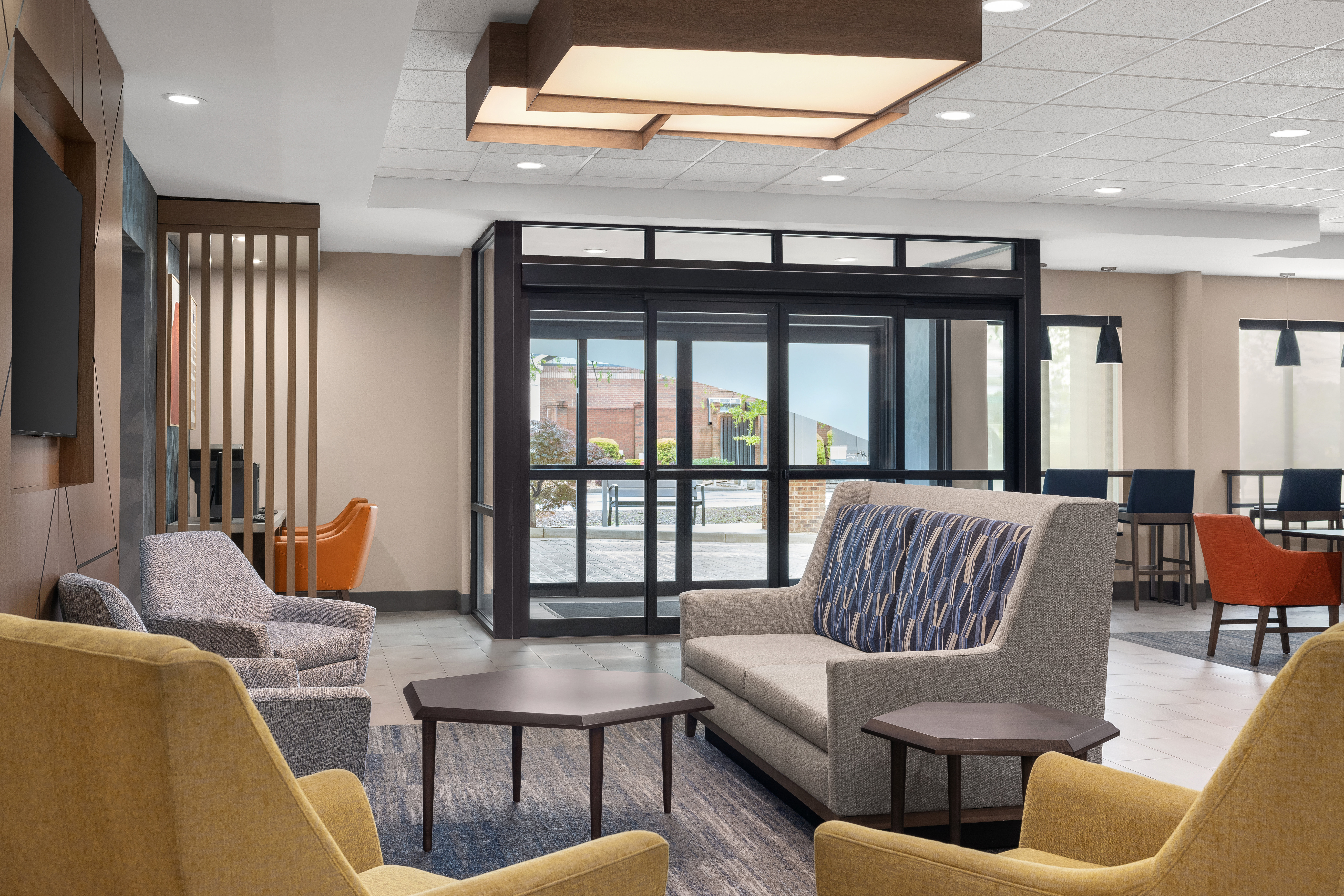 Holiday Inn Express Suites Buford Ne Lake Lanier Area 42/75
