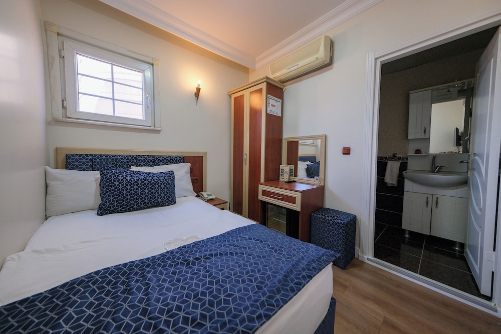 Grand Hotel Palmiye 27/68